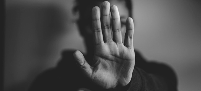 Titelbild: Gewalt gegen Frauen: T&auml;ter wollen sich der Verantwortung meist nicht stellen