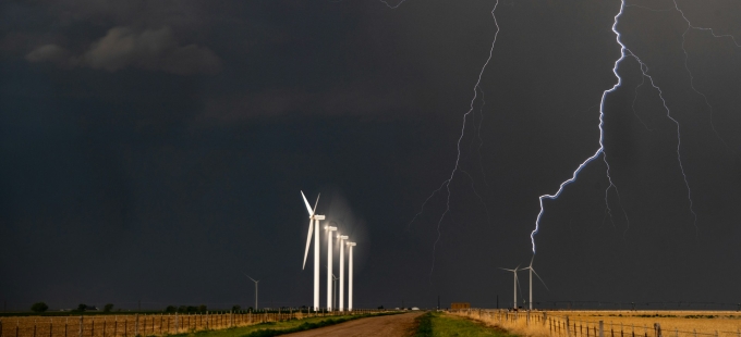 Titelbild: "Wir erleben eine Art Wettrennen um Zerstörungsfähigkeit"