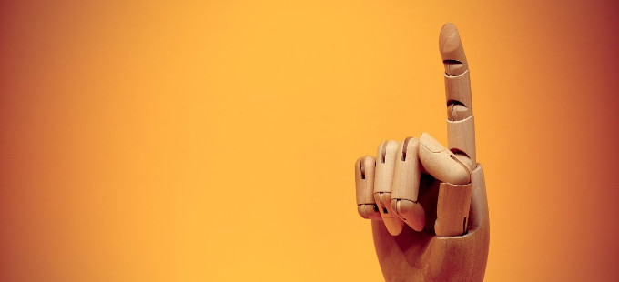 Titelbild: Moral als Waffe im Diskurs