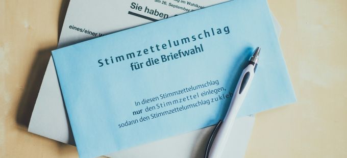 Titelbild: Politikverdrossenheit: Rettet den Firnis der Zivilisation