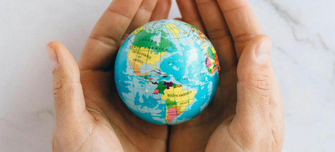 Titelbild: Universalismus von unten