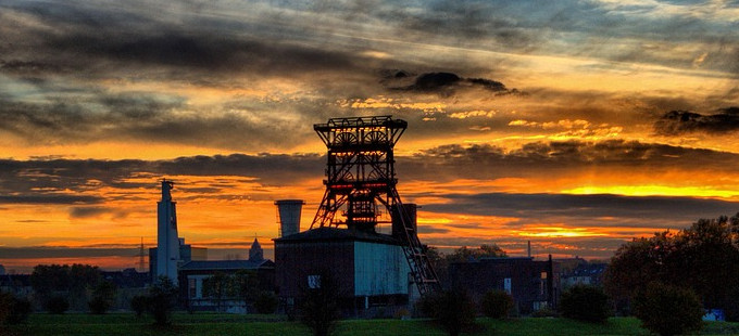 Titelbild: Zwischen Ruhrpott und Akademie